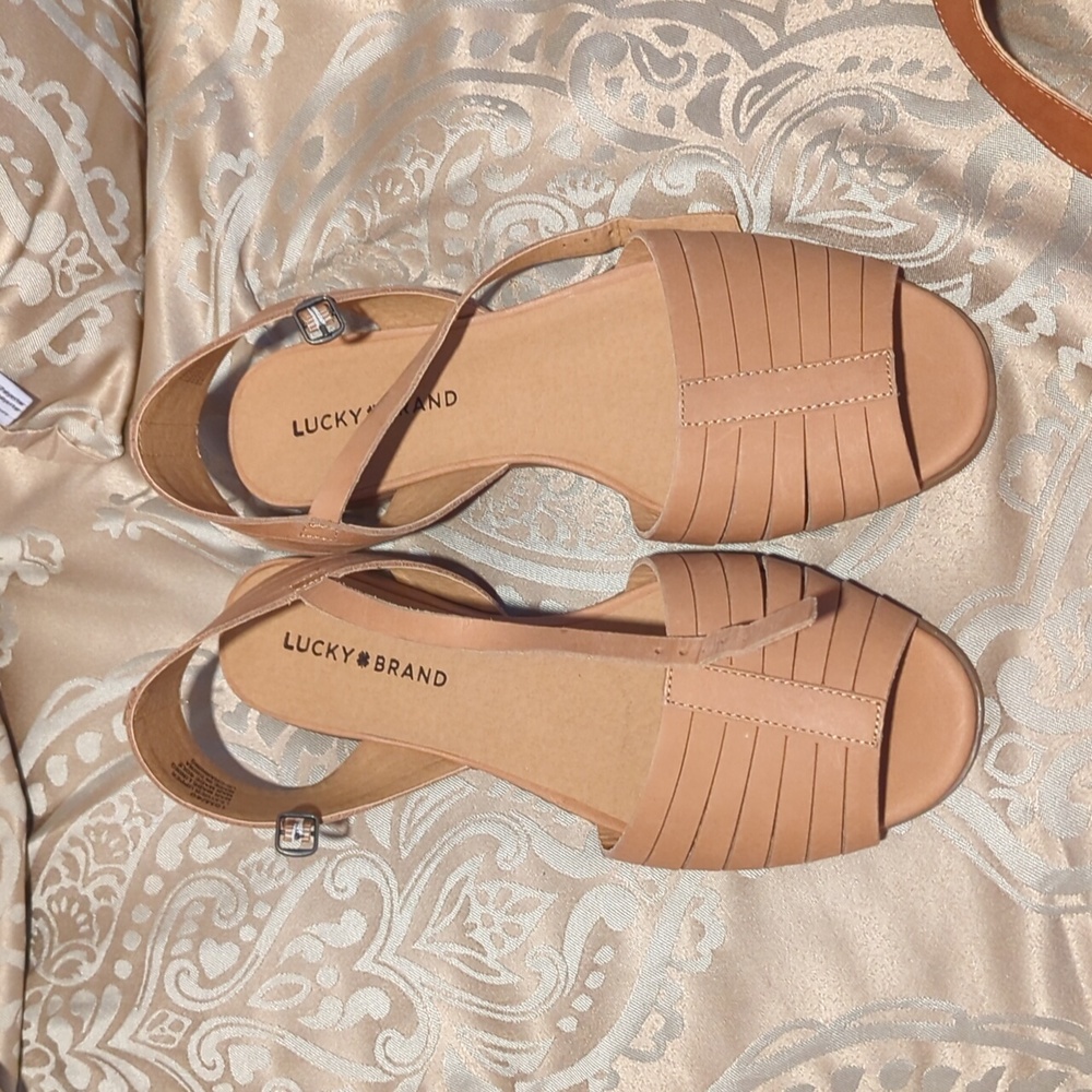 Lucky Brand, New Sandals for women, Size 10M